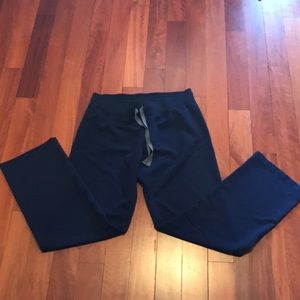 Figs Livingston Basic Scrub Pants- Navy